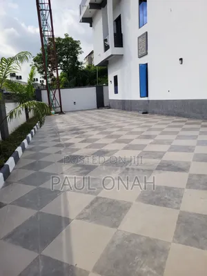 5bdrm Duplex in Naf Valley, Asokoro for sale