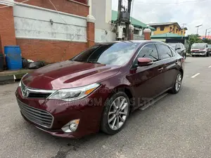 Toyota Avalon XLE Touring 4dr Sedan (3.5L 6cyl 6A) 2015