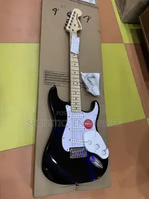Squier by Fender Stratocaster Lead Guitar (Affinity Series)