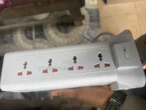 4-Way Universal Extension Socket (Power Strip) With Master Switch