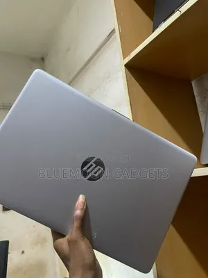 Laptop HP 15-dw0037wm 8GB Intel Core i5 SSD 256GB