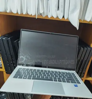 Laptop HP EliteBook 1040 G8 16GB Intel Core i7 SSD 512GB