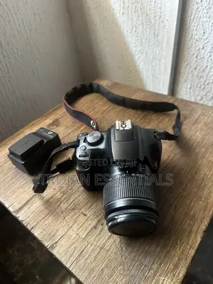 Canon Eos 1300d