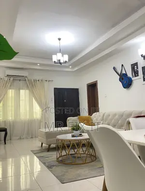 Furnished 2bdrm Apartment in Paradise 3 Estate, Chevron for rent