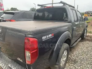 Nissan Frontier Automatic 2005 Gray