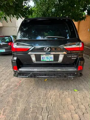 Lexus LX 570 AWD 2014 Black