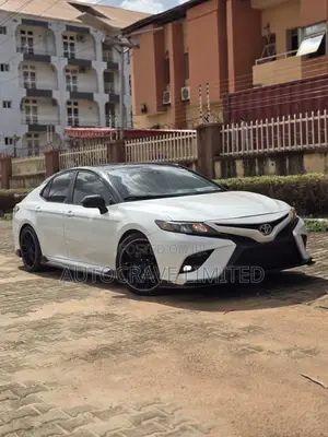 Toyota Camry TRD V6 FWD 2020 White