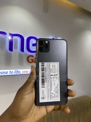 Apple iPhone 11 Pro Max 64 GB Black