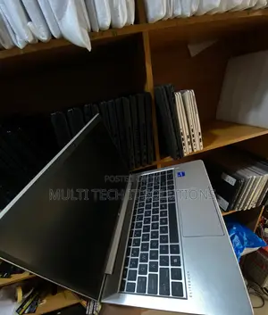 Laptop HP EliteBook 640 G9 16GB Intel Core i5 SSD 512GB