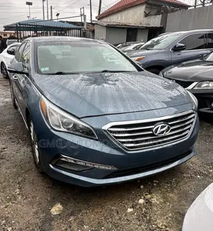 Hyundai Sonata Limited Sedan FWD (2.4L 4cyl 6A) 2016 Blue