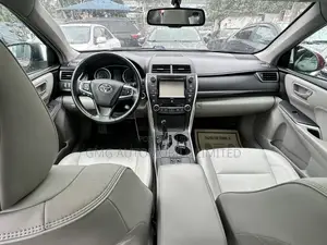 Toyota Camry XLE 4dr Sedan (3.5L 6cyl 6A) 2015 Red
