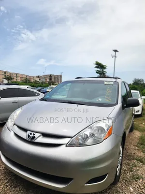 Toyota Sienna 2008 Silver