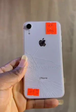 Apple iPhone XR 64 GB White