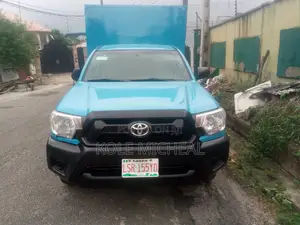 Toyota Tacoma 2013 Blue
