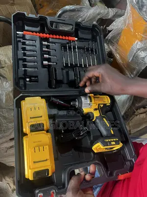Impact Wrench Battery Screwing Machine