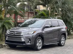 Toyota Highlander Limited Platinum 4dr SUV (3.5L 6cyl 6A) 2015 Gray
