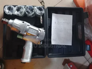 Air Three Quarter Impact Wrench
