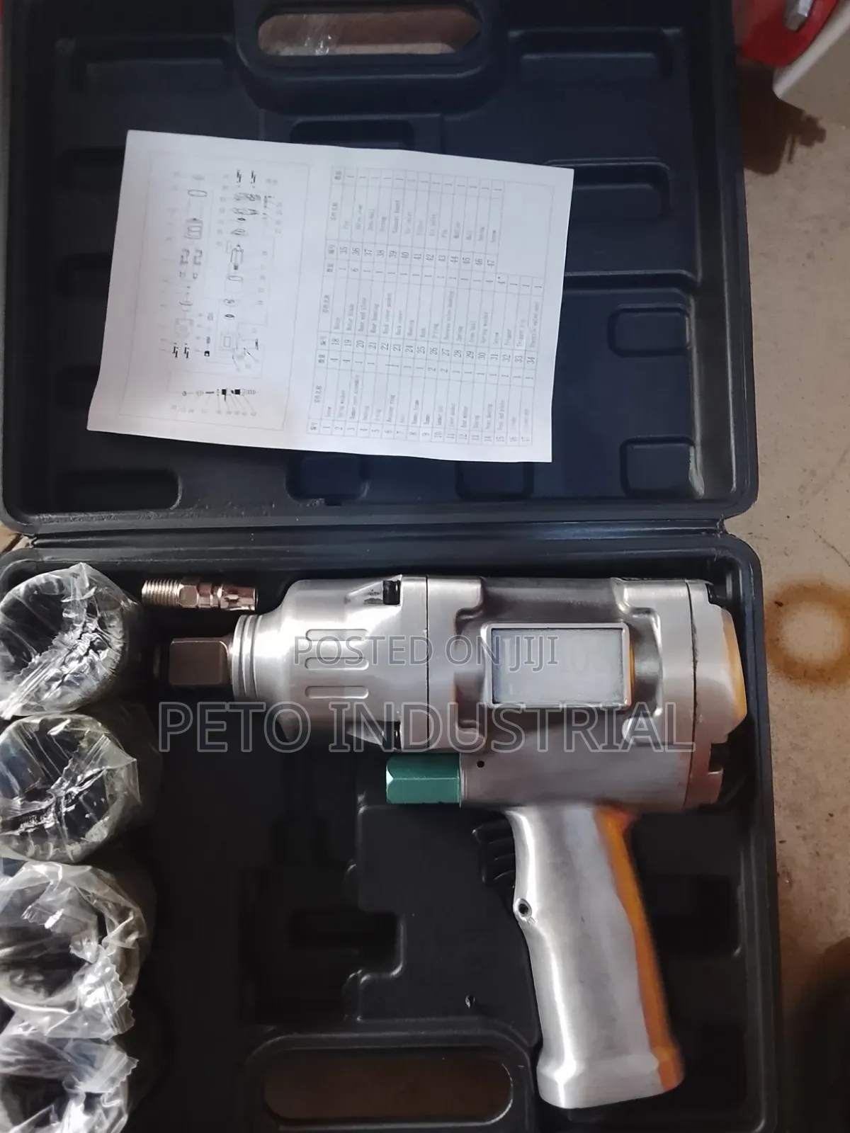 Air Three Quarter Impact Wrench