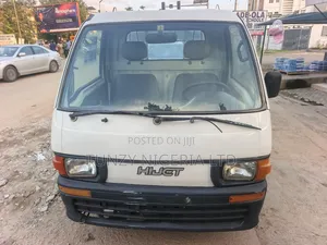 Daihatsu Hijet 2007 White