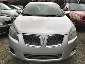 Pontiac Vibe 2010 Silver