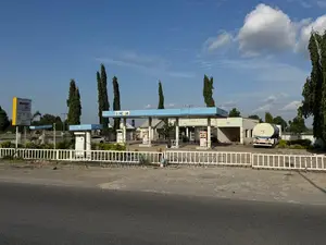 Filling Station