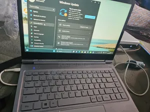 Laptop 4GB Intel SSD 128GB