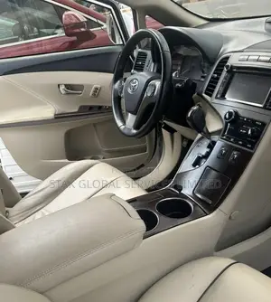 Toyota Venza XLE 4dr Wagon (3.5L 6cyl 6A) 2014 White