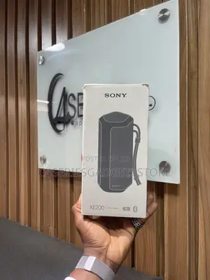 Sony XE200
