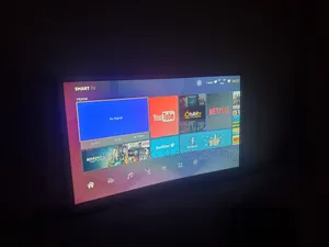 32" Polystar Curve HD Smart TV