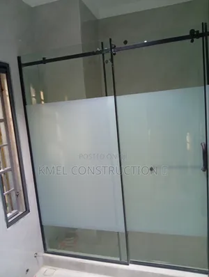 Luxury Sliding Door Shower Enclosure