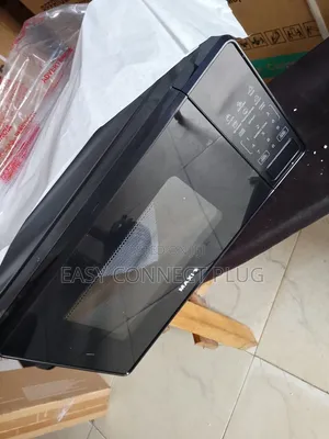 Unique Maxi Microwave Oven -MWO207P3B, Digital.