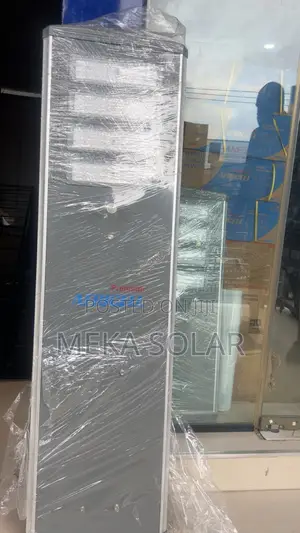 Africell Solar Streetlight 700w (Industrial)
