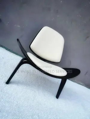 Swan Chair / Balcony Chair