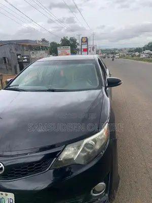 Toyota Camry LE 4dr Sedan (2.5L 4cyl 6A) 2013 Black
