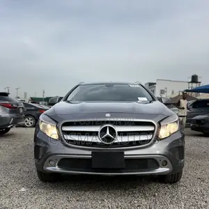 Mercedes-Benz GLA 250 2016 Silver