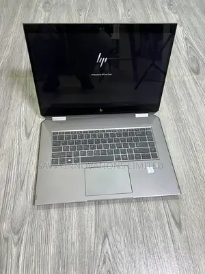 Laptop HP ZBook Studio G5 32GB Intel Xeon SSHD (Hybrid) 512GB