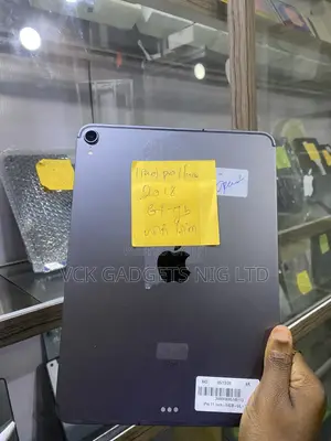 Apple iPad Pro 11 (2018) 64 GB Gray