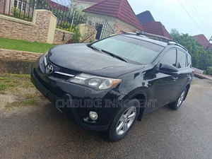 Toyota RAV4 2014