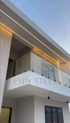 Glass Handrail (Tampered)