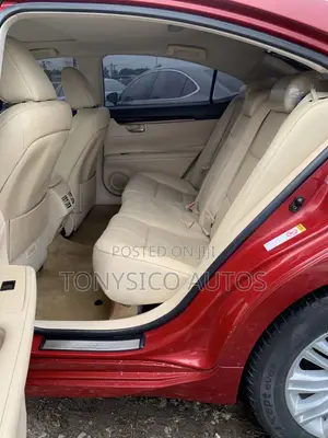 Lexus ES 350 FWD 2013 Red
