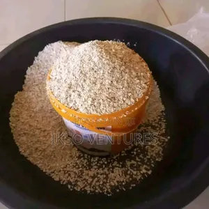 Quaker Oat in Bucket
