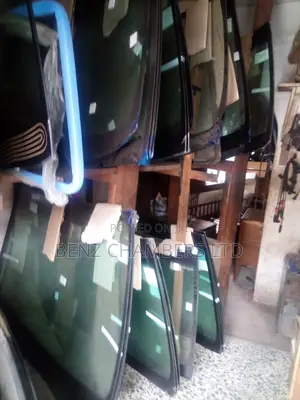 Windscreen And Glasses For All Vehicles