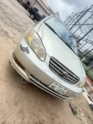 Toyota Corolla 2004 Silver