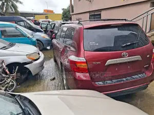 Toyota Highlander 2008 Red