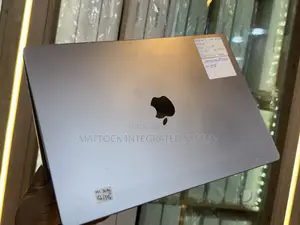 Laptop Apple MacBook Pro 2021 M1 Max 64GB Apple M1 Pro SSD 1T