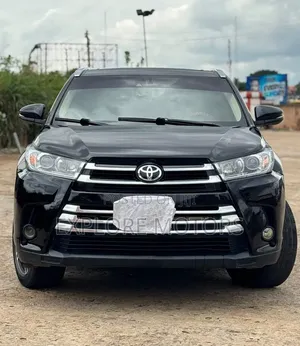 Toyota Highlander 2016 Black