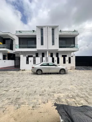 4bdrm Duplex in Off Lekki-Epe Expressway for sale