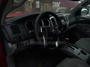 Toyota Tacoma Double Cab V6 Automatic 2012 Red