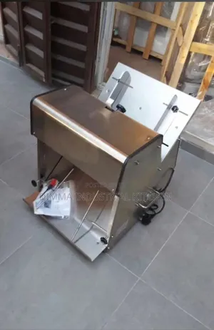 Commercial Bread Slicer