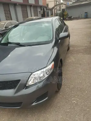 Toyota Corolla 2010 Gray